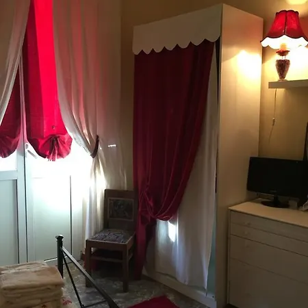 Casa Celsi לינה וארוחת בוקר לה ספציה